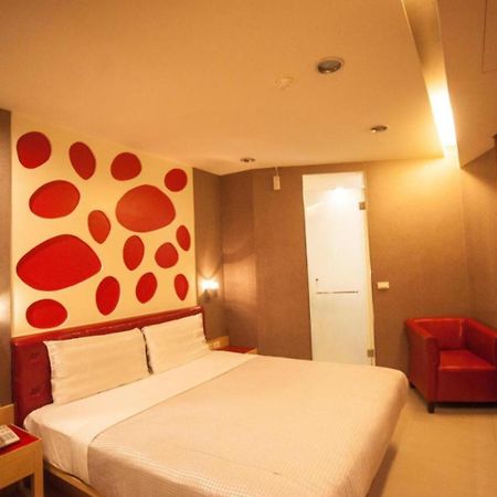 Love Hotel Pingtung Exterior foto
