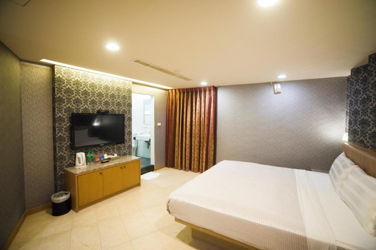 Love Hotel Pingtung Exterior foto